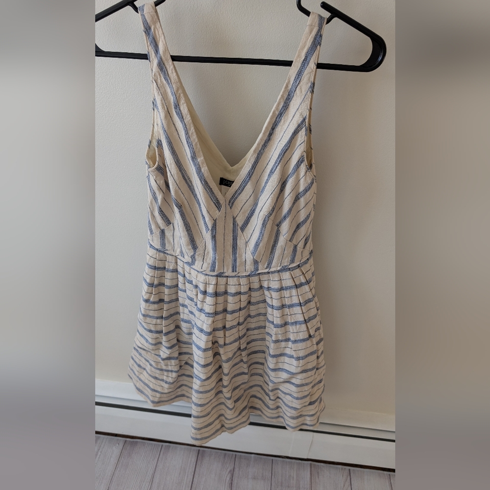 J. Crew Womens sleeveless pleated A line blue striped v neck dress. Size 2 - Picture 9 of 13
